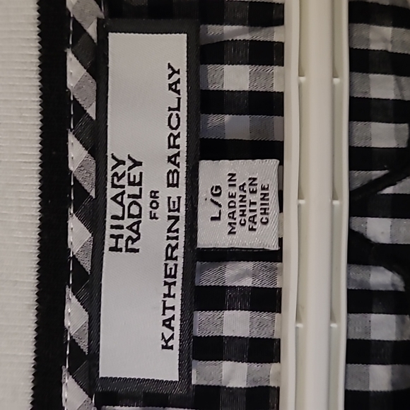 Top - Picture 2 of 4